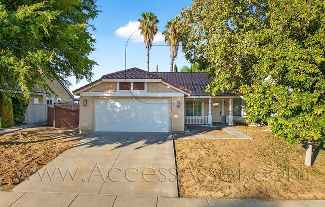 Beautiful 3-Bed, 2-Bath Home with Spacious Backyard in Lake Elsinore!