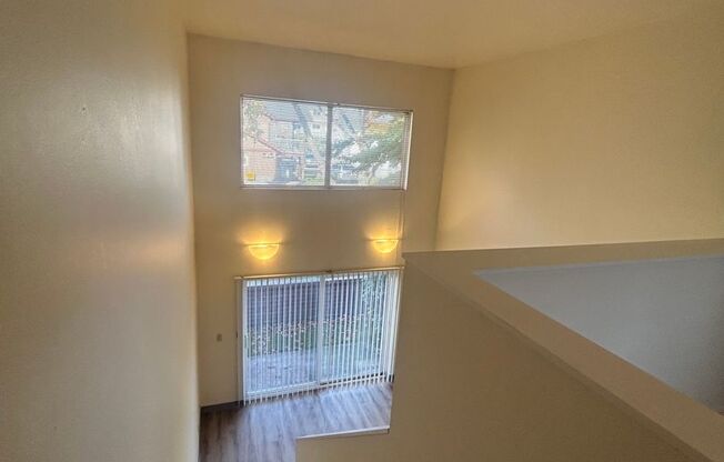 1 bed, 1 bath, $1,295, Unit 118