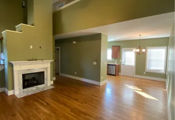 22 TWIN OAKS DR