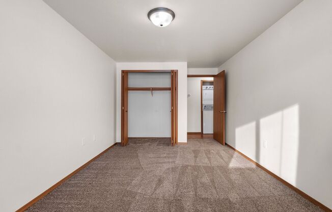 1 bed, 1 bath, 950 sqft, $1,129.99, Unit 1140-04