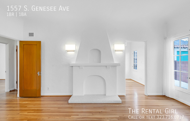 1557 S GENESEE AVE