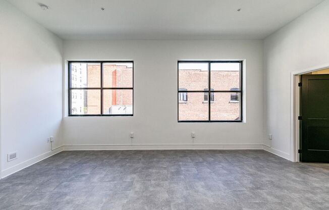 2 beds, 1 bath, 985 sqft, $1,150, Unit Dows Building - 314