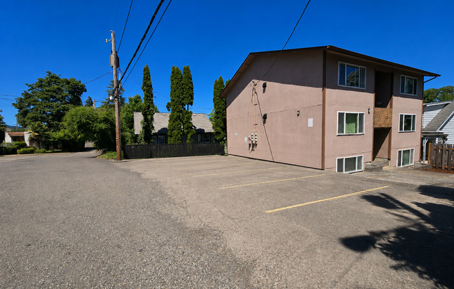 21st Street Apartments