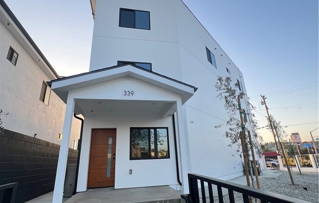 339 S EASTERN AVE