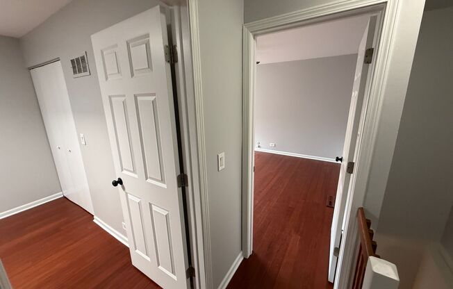 2 beds, 1.5 baths, $2,550, Unit 307