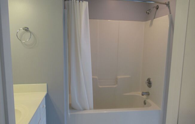 2 beds, 2.5 baths, $1,800