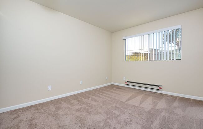 1 bed, 1 bath, 700 sqft, $1,599, Unit 1-103