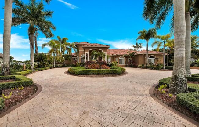 5050 SW 166 AVE