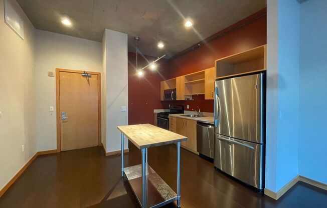 Studio, 1 bath, $1,949, Unit # 417