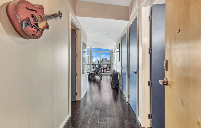Fully Furnished 15th Floor Condo At Icon In The Gulch
