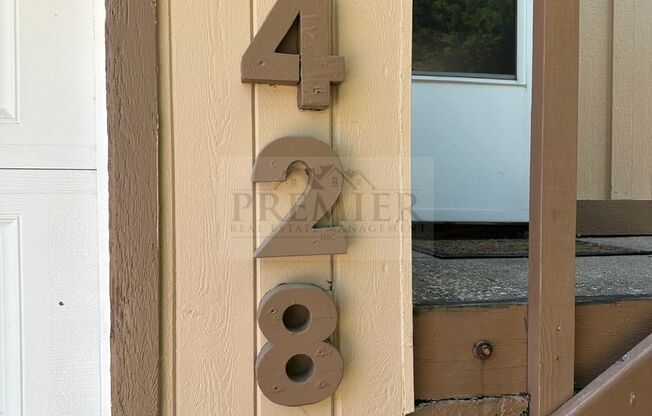 3 bed / 1 bath duplex for rent - $1425- ready to call home