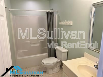 3 beds, 2.5 baths, 1,910 sqft, $2,100