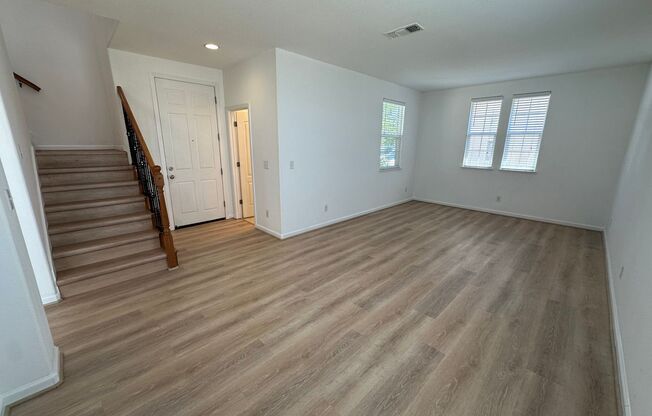 Beautiful 4-Bedroom, 2.5 Bathroom Lathrop Home