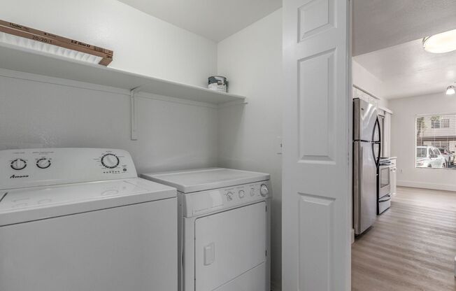 2 beds, 2 baths, $1,995, Unit # 311