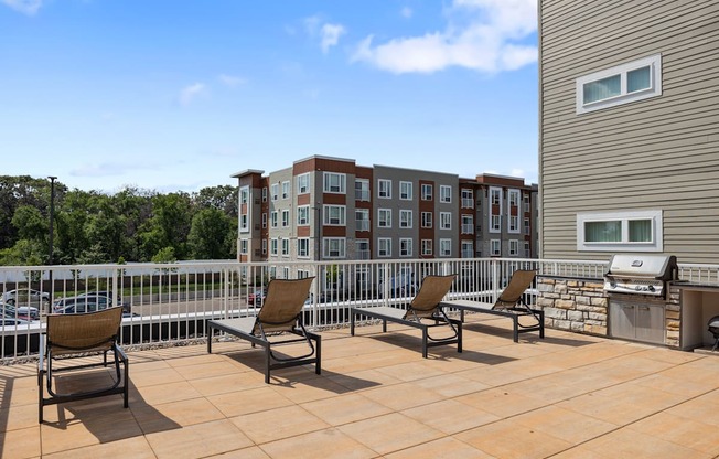 the terrace at the preserve apartments