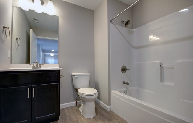 2 beds, 2 baths, 1,422 sqft, $1,700, Unit 1206-201