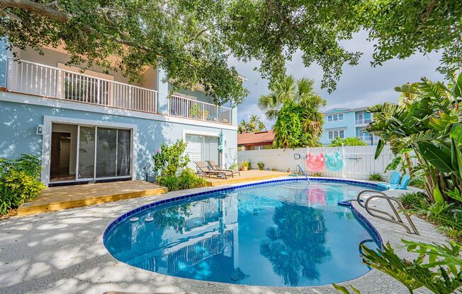 3 beds, 3.5 baths, $3,850