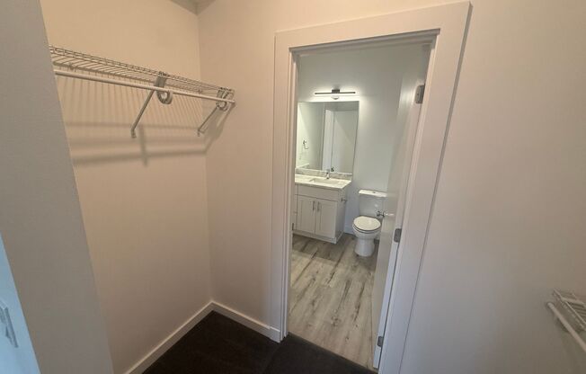 2 beds, 1 bath, 745 sqft, $1,995, Unit 8513-302