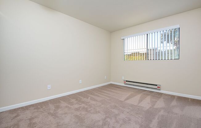 1 bed, 1 bath, 648 sqft, $1,650, Unit 1-103