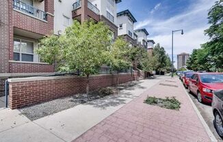 2 beds, 2 baths, $2,500