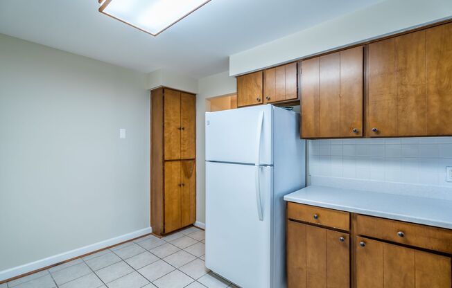 2 beds, 2 baths, $2,940, Unit # #A 2