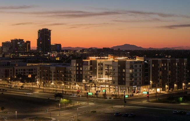 Modera Rio Salado stands at the crossroads of city access and desert views in the heart of Tempe.