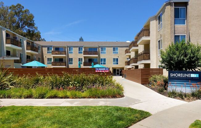2 beds, 1 bath, 925 sqft, $2,350, Unit 223
