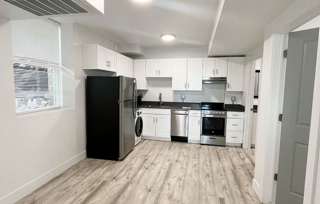 1 bed, 1 bath, 320 sqft, $1,355, Unit 1A