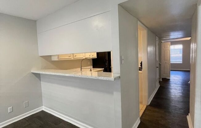 3 beds, 2 baths, 1,256 sqft, $1,550, Unit 12-1203 W/D