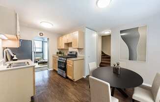 eden commons apartments eat-in kitchen