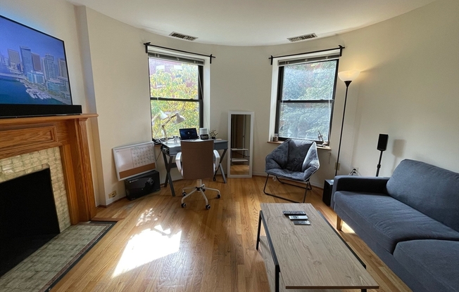 103 Gainsborough St, Boston MA 104