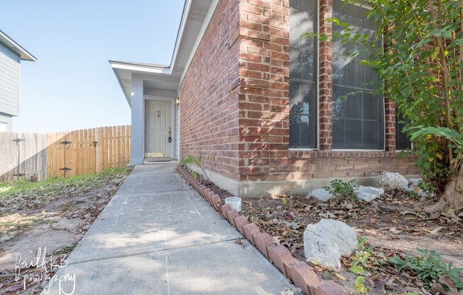 Charming 3-Bedroom, 2-Bath Single-Story Home in Round Rock
