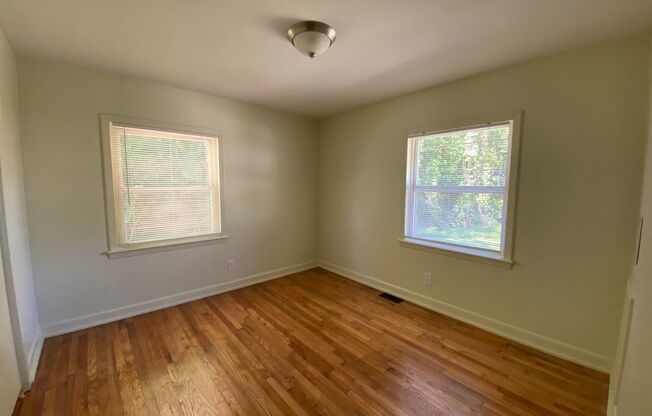 Green Street 525