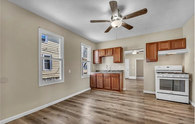 2 beds, 1 bath, $1,720