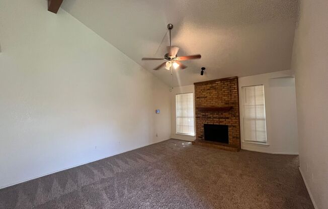 3 beds, 2 baths, $1,200