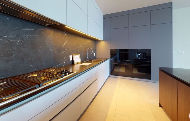 2 beds, 2.5 baths, 2,802 sqft, $18,995, Unit PH15