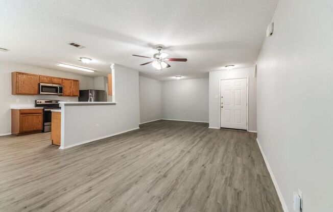 12805 DOVE FLD LN