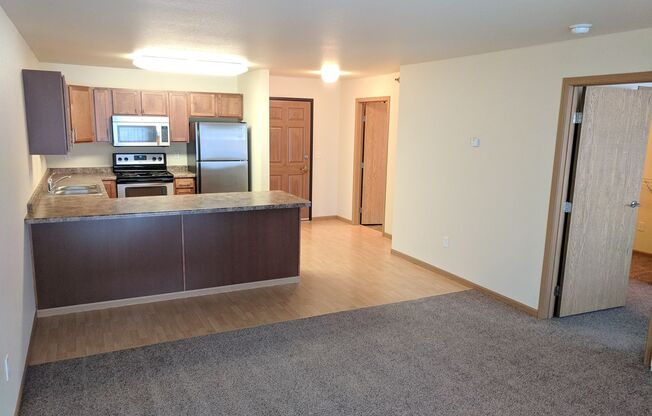 1 bed, 1 bath, 702 sqft, $995, Unit 5130-106