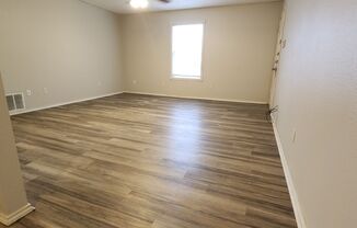 2 beds, 1 bath, 1,000 sqft, $850, Unit A