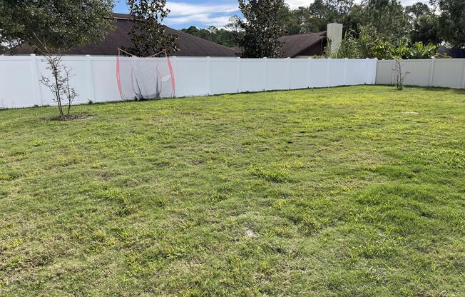 43 BALLARD LN