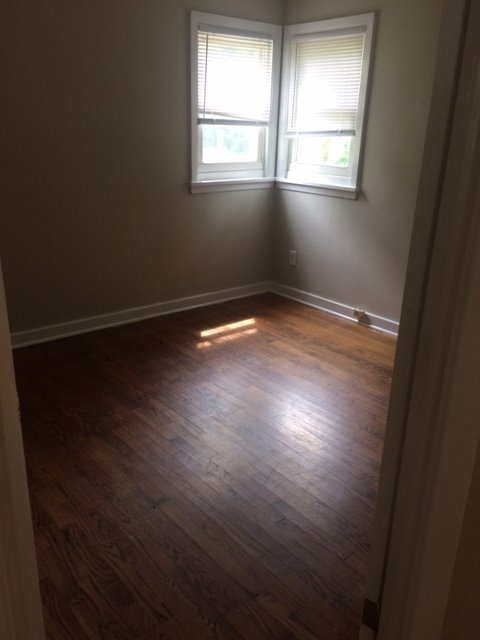 2 beds, 1 bath, $895