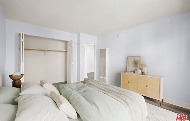 1 bed, 1 bath, 634 sqft, $1,750, Unit 115