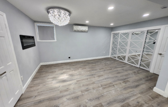 132 ALT HAWTHORNE AVE