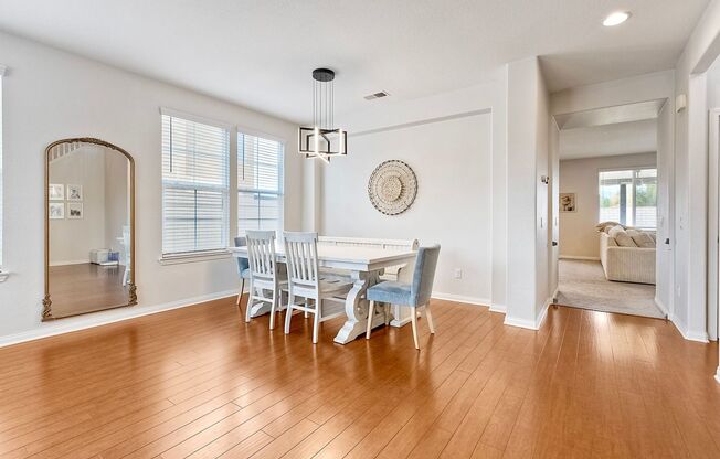 3Bed/2.5Bath with Loft and Bonus Room~ Dulock