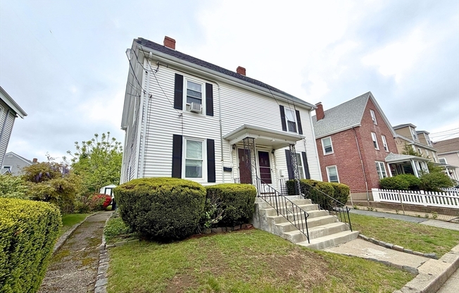 17 CLINTON ST