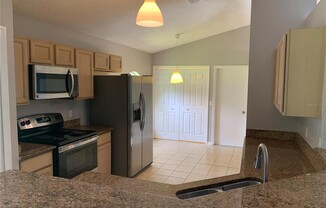 474 WOODBURY PNES CIR