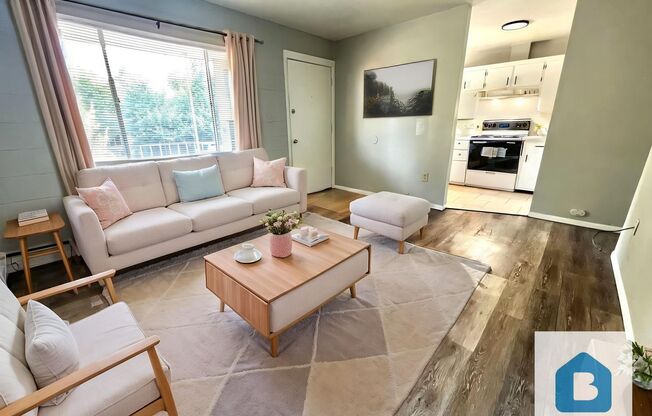 1 bed, 1 bath, $925, Unit # 12