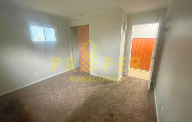 3 beds, 1 bath, $1,100