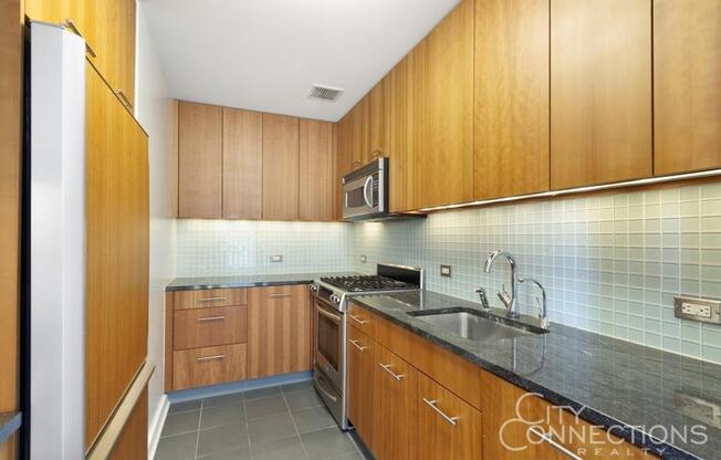 2 beds, 2 baths, 1,150 sqft, $8,000, Unit 44-B