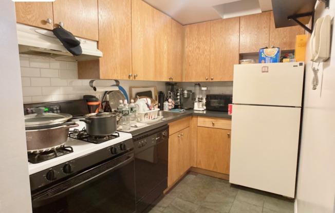 1 bed, 1 bath, $1,950, Unit 3C